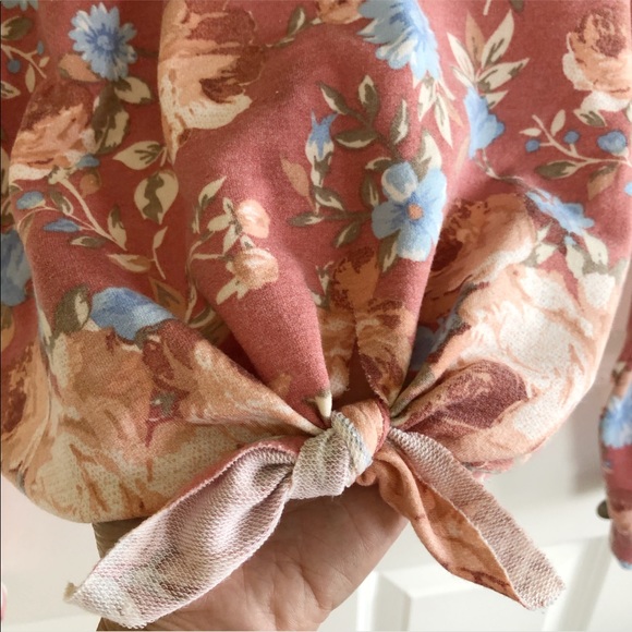 Lulu’s crop foral top front tie Pink S - Picture 3 of 7